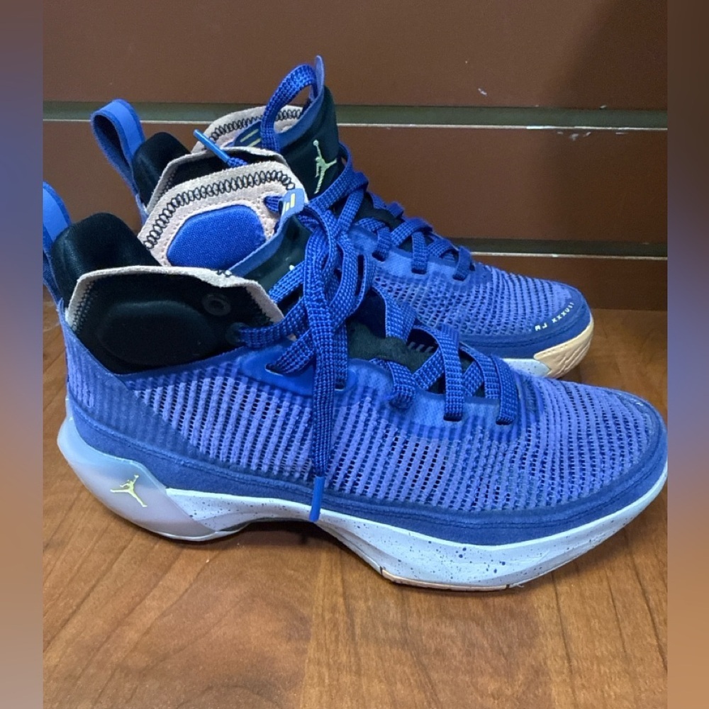 Jordan Women's Athletic High-Top Sneakers in Royal Blue and White - Picture 2 of 9